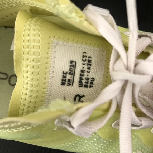 Nike Air  VaporMax 2019 Luminous Green Sz 7 Womens sneakers - Picture 10 of 10